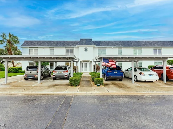 6832 Sandtrap Dr APT 2, Fort Myers, FL 33919