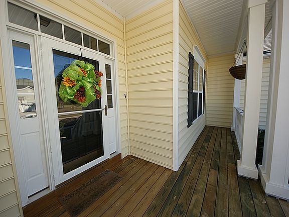 4th image of 2800 Carolina Isle Dr
