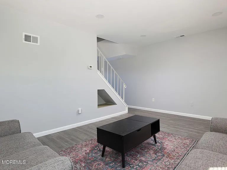 108 Greenwood Loop Rd #108 — Photo 4