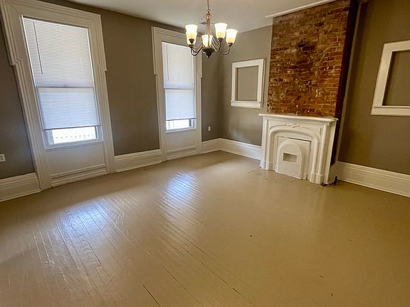 2nd image of 618 3rd St