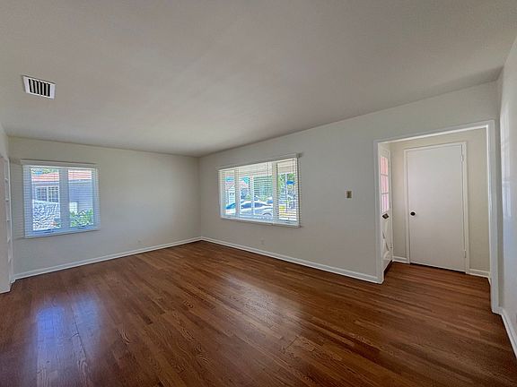 4th image of 7073 E Hanbury St