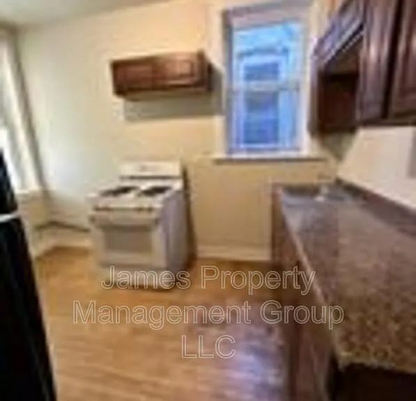 3213 W Warren Blvd #2 — Photo 32
