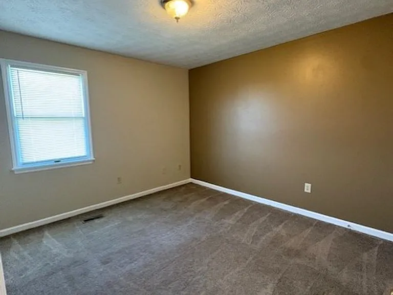25146 York Dr #32 — Photo 9