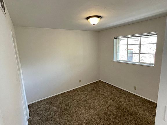 3rd image of 343 N Quince St #4