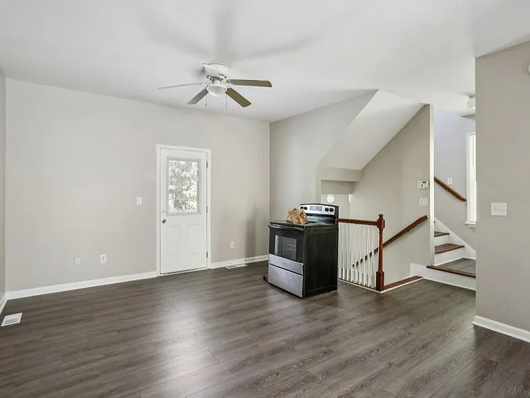 740 Prince Pl NW — Photo 11
