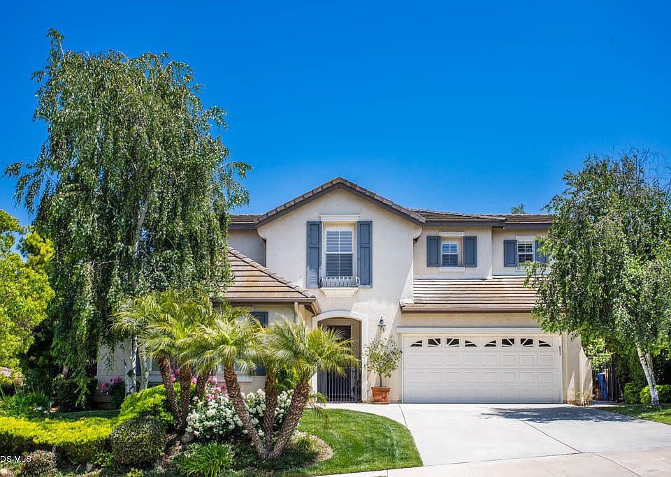 1st image of 442 Via Del Lago