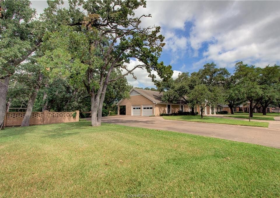 1205 Broadmoor Dr, Bryan, TX 77802 Zillow