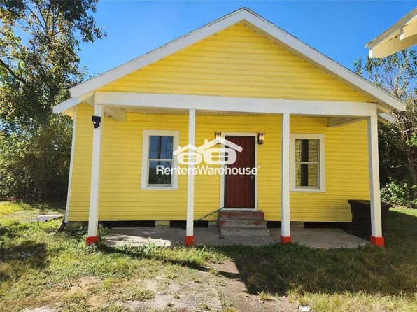 2706 1/2 Berry St, Houston, TX 77004