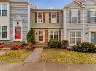 12107 Wedgeway Pl, Fairfax, VA 22033