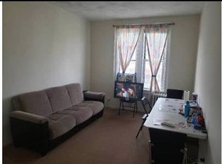 22-17 36th St #2, Astoria, NY 11105