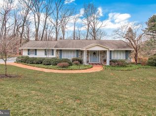 2382 Henbird Ln, Lancaster, PA 17601