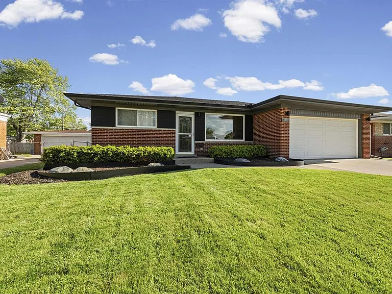13380 Perry Cir — Photo 5