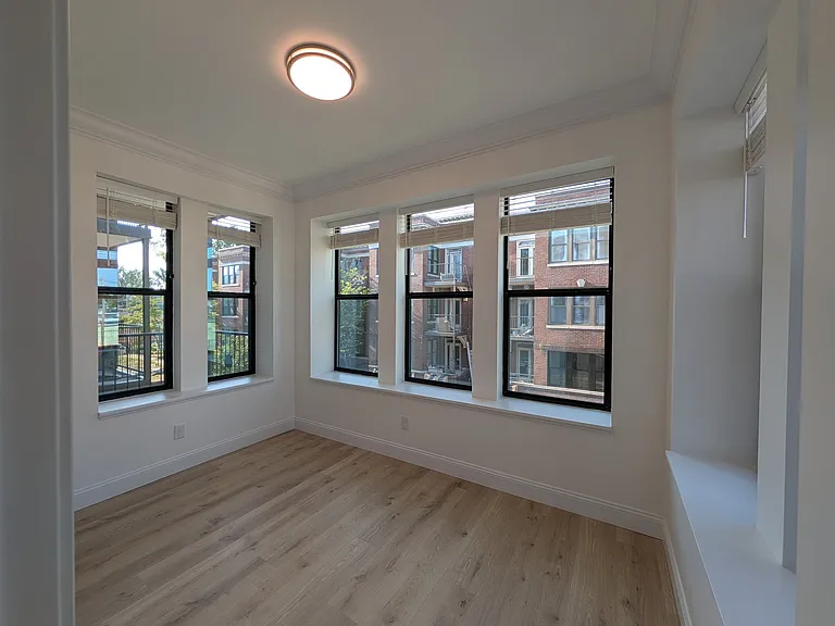 533 Clara Ave #13 — Photo 11