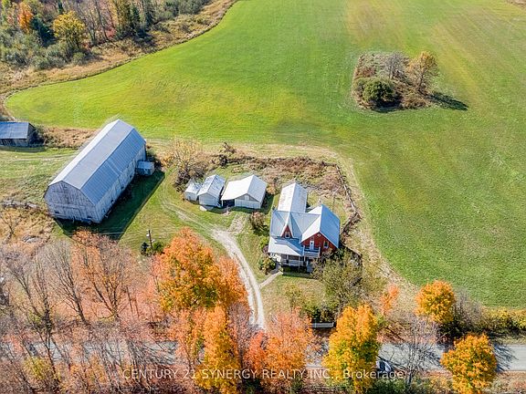 2nd image of 713 Rutherford Side Rd