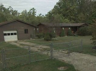 207 Hemlock St, Elizabeth, WV 26143