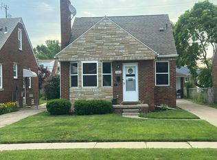 21468 Redmond Ave, Eastpointe, MI 48021