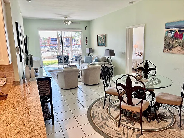 2060 Matecumbe Key Rd #2105 — Photo 18