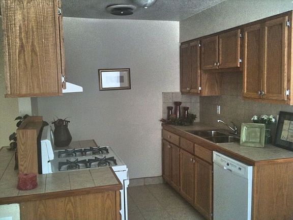 Kitchen W/New Cabinets