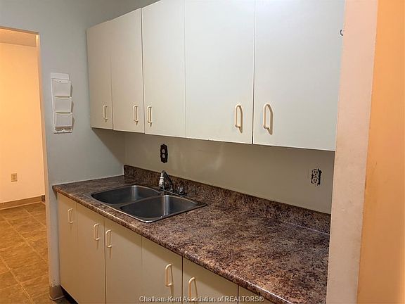 5th image of 130 Park Ave E #209