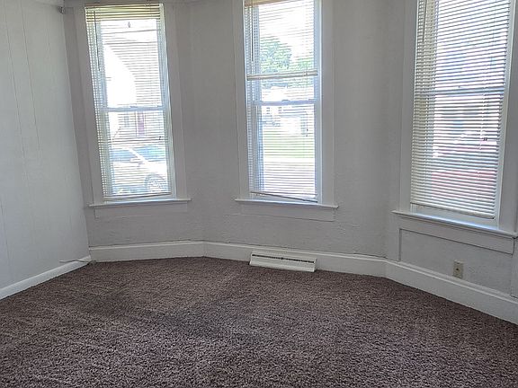 2nd image of 224 Catherine St