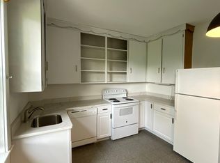 95 Coolidge St #33, Brookline, MA 02446