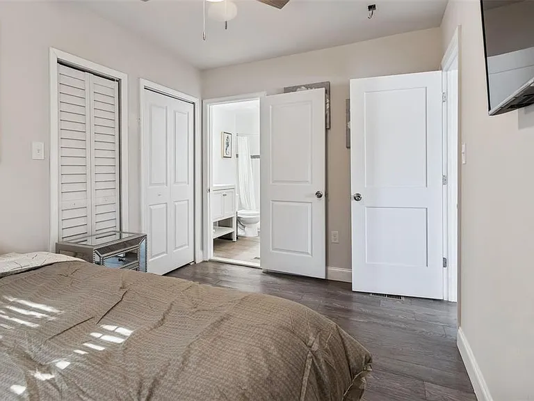 1006 E 26th Ave — Photo 21