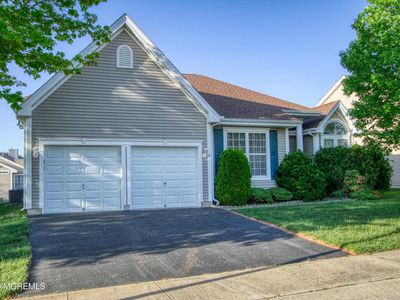 10 Lakeland Drive, Barnegat, NJ, 08005