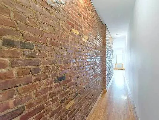 Rented by City Stop Realty | media 27