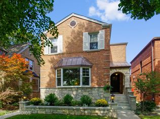 5834 N Kingsdale Ave, Chicago, IL 60646