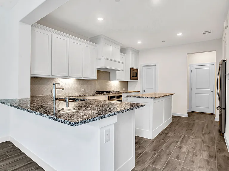 2723 Vista Park Ln — Photo 10