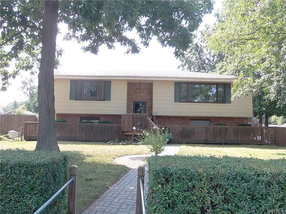 1st image of 3765 Cornell St