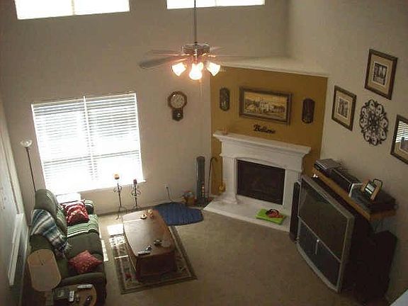 2nd image of 610 Flora Vista Ct
