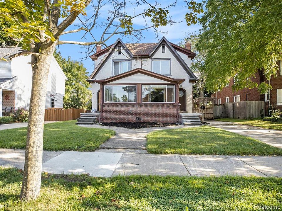 1st image of 324-326 Dwight Ave