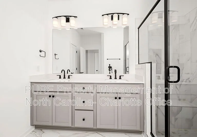 2420 Whitewing Ln — Photo 12