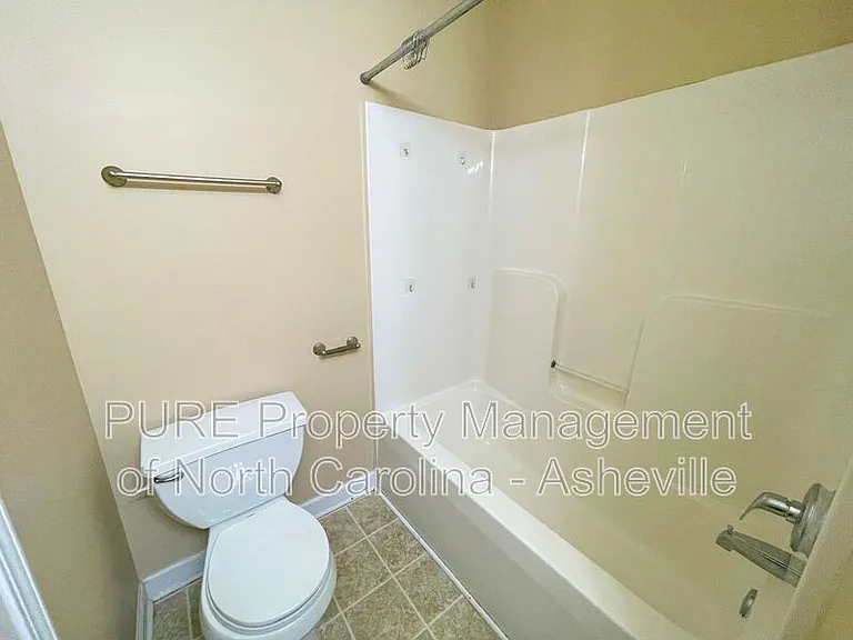 113 East St #B — Photo 10