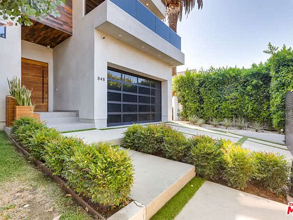3rd image of 848 N Curson Ave