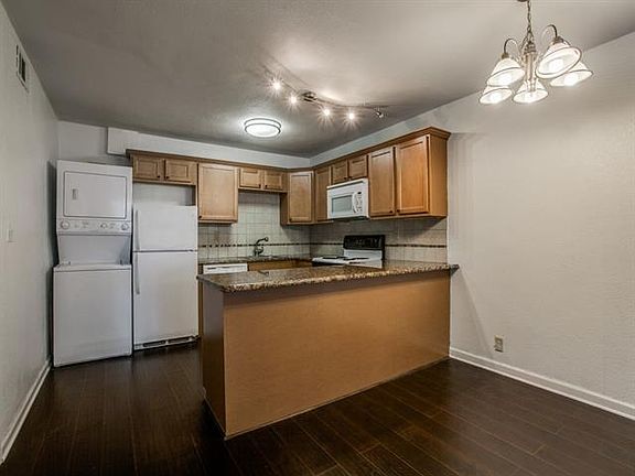 5th image of 5234 Fleetwood Oaks Ave APT 219