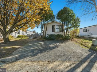 136 Rodeo Cir, Middle River, MD 21220