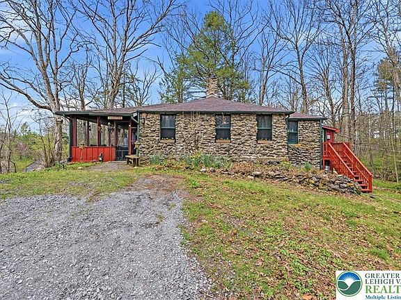 3rd image of 248-250 Fenical Ln