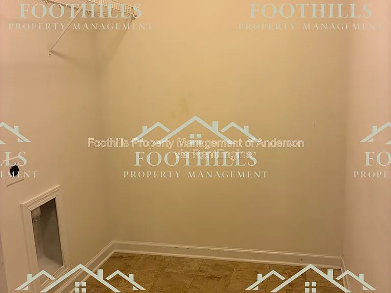 31 Ravencrest Dr — Photo 16