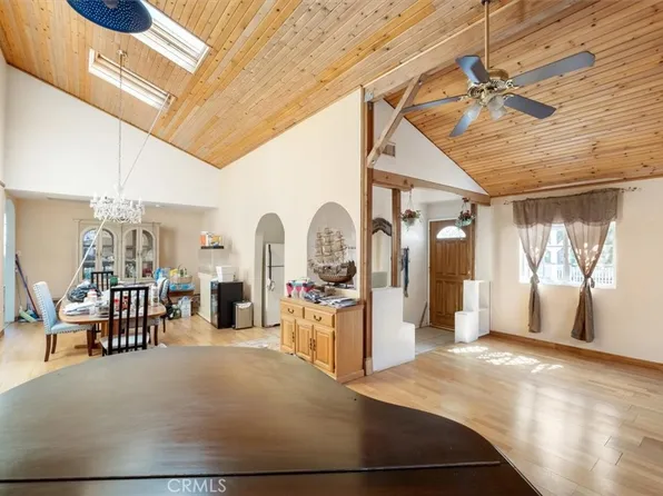 14745 Bassett St, Van Nuys, CA 91405