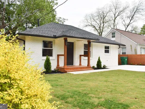 2442 Lynn Iris Dr, Decatur, GA 30032