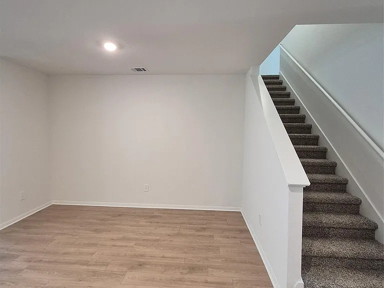 1816 Dandy Brush Dr — Photo 4