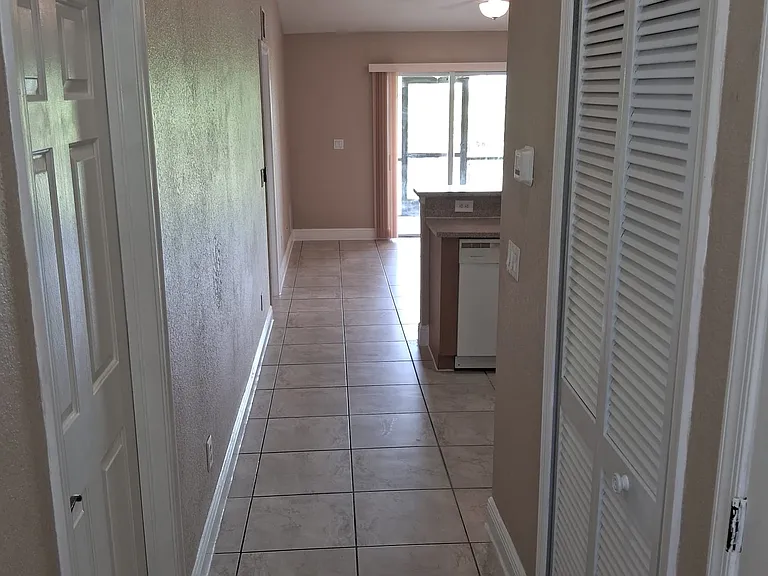 4630 24th St SW — Photo 10