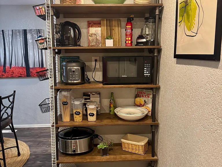 Air Fryer, Crock Pot, Rice Cooker, Tea Kettle and Blender
