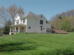 1929 Old Bramwell Rd, Bluefield, WV 24701