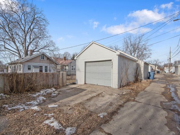 5421 30th Ave S, Minneapolis, MN 55417