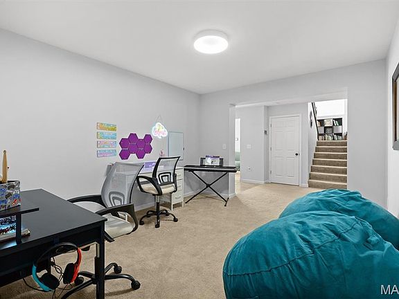5th image of 601 Westwick Ct