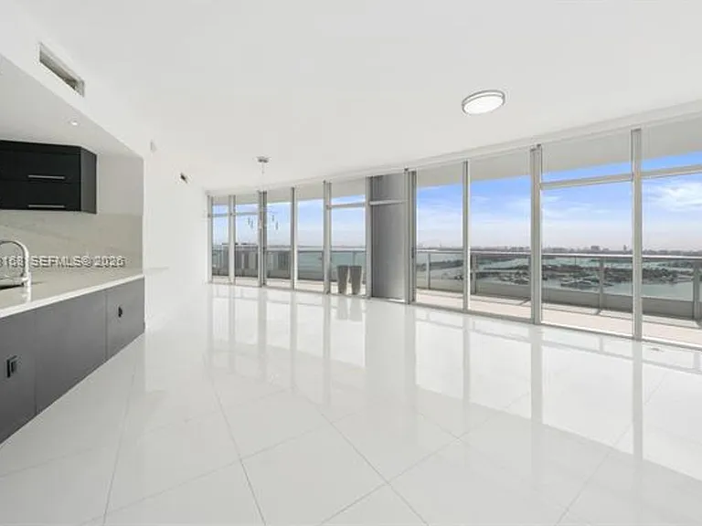 900 Biscayne Blvd #4006 — Photo 2