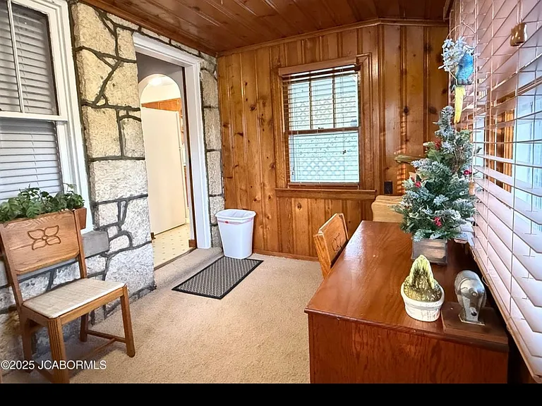 815 Adams St — Photo 12